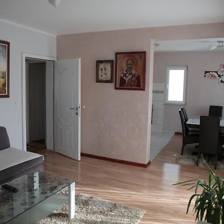 Smestaj Zlatar Arena Apartmán *