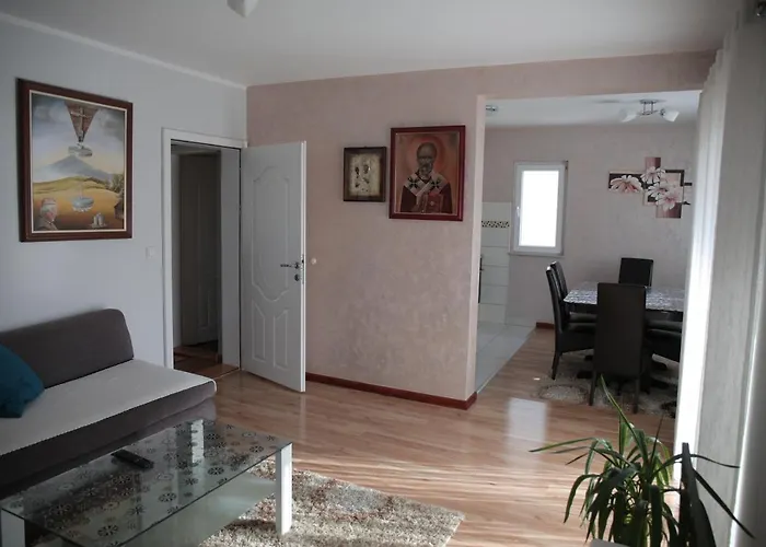 Smestaj Zlatar Arena アパート *