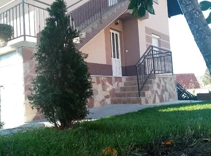 Smestaj Zlatar Arena アパート Nova Varoš